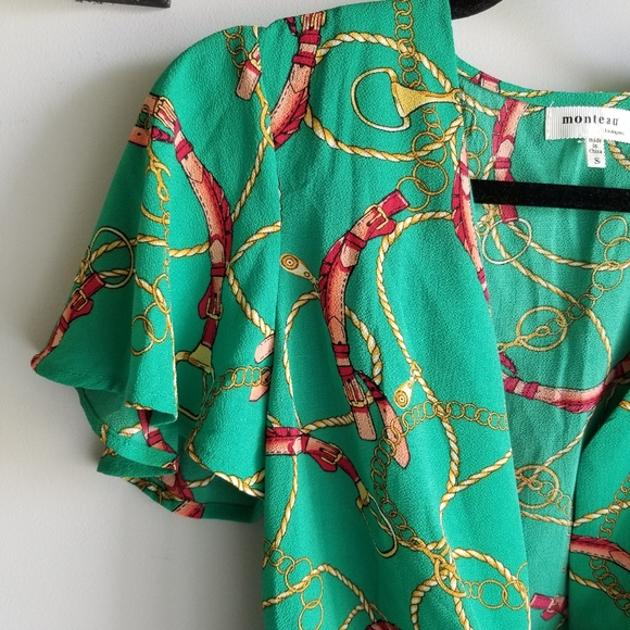 👚MONTEAU GREEN PATTERN CROPPED TOP - Picture 4 of 6